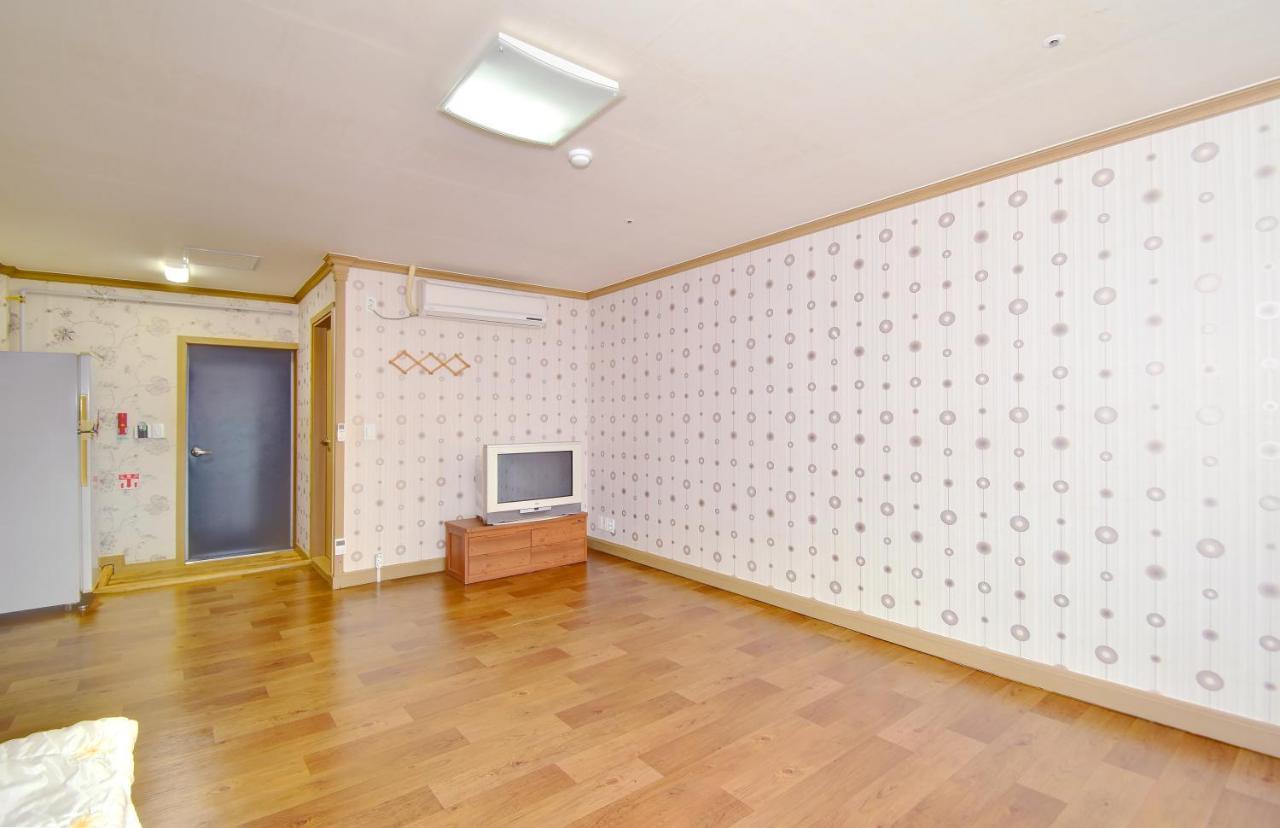 Sungbo Youth Hostel Mungyeong المظهر الخارجي الصورة