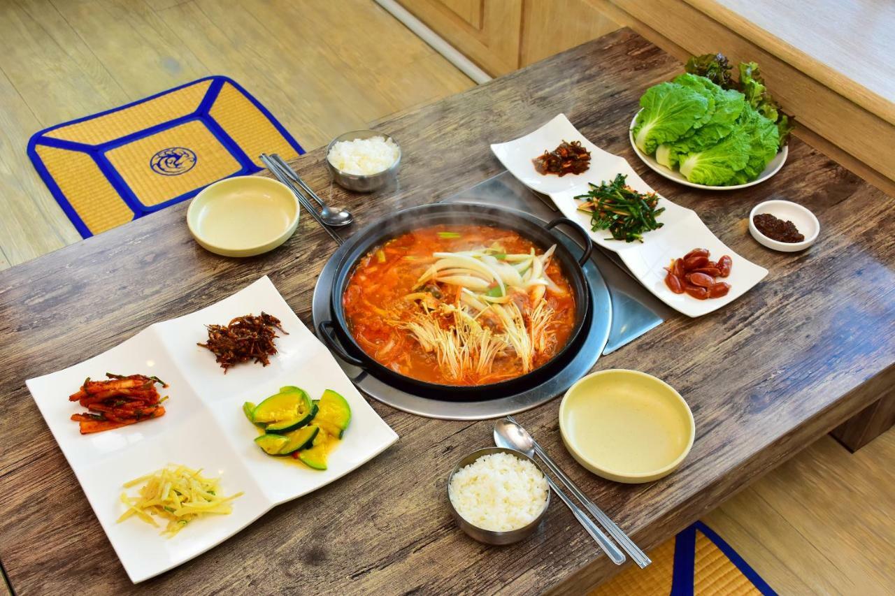 Sungbo Youth Hostel Mungyeong المظهر الخارجي الصورة